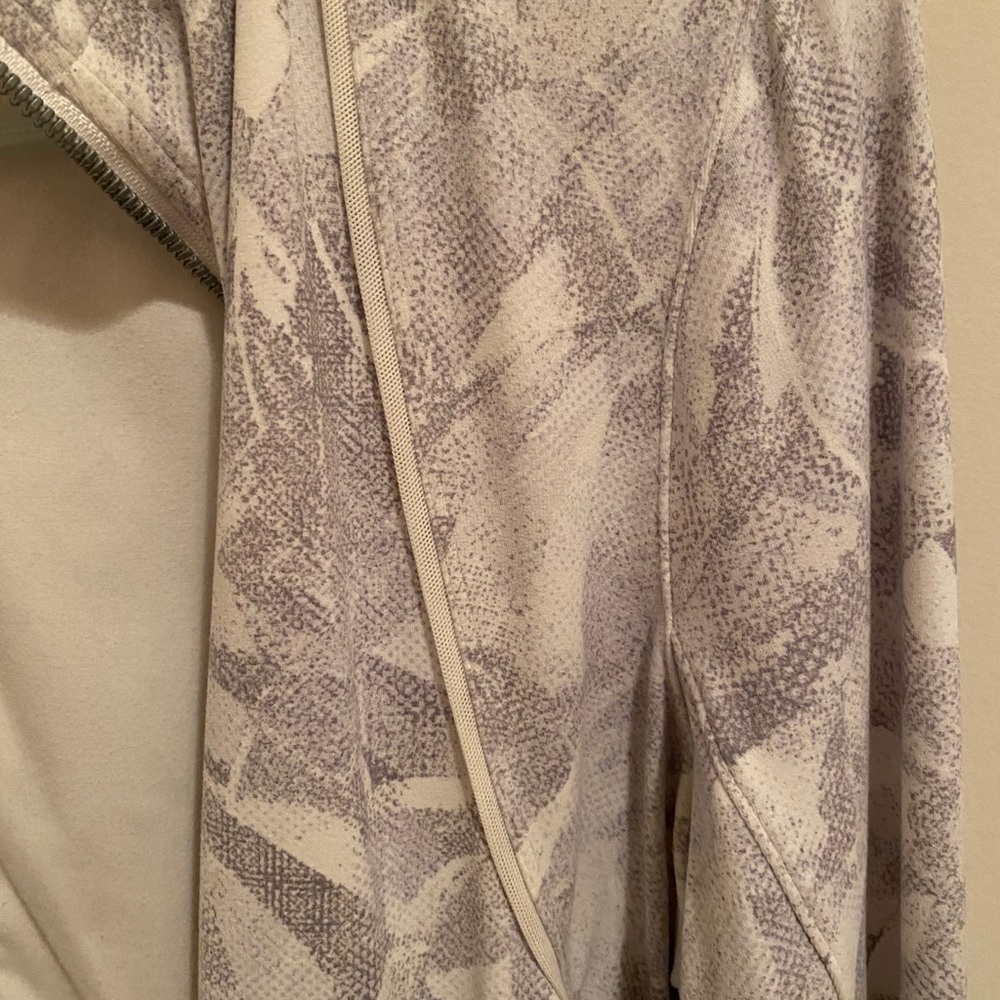 Lululemon jacket great condition